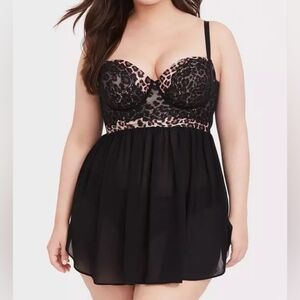 NWOT Torrid Curve Contrast Lace Babydoll- Torrid Size 3
